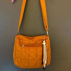 Rad rev cloud messenger crossbody bag in orange